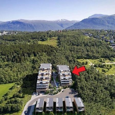 Ny Leilighet I Nytt Bygg I Naturskjonne Omgivelser! Tromsø Exterior foto