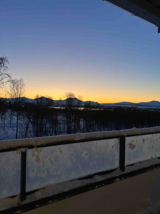 Ny Leilighet I Nytt Bygg I Naturskjonne Omgivelser! Tromsø Exterior foto